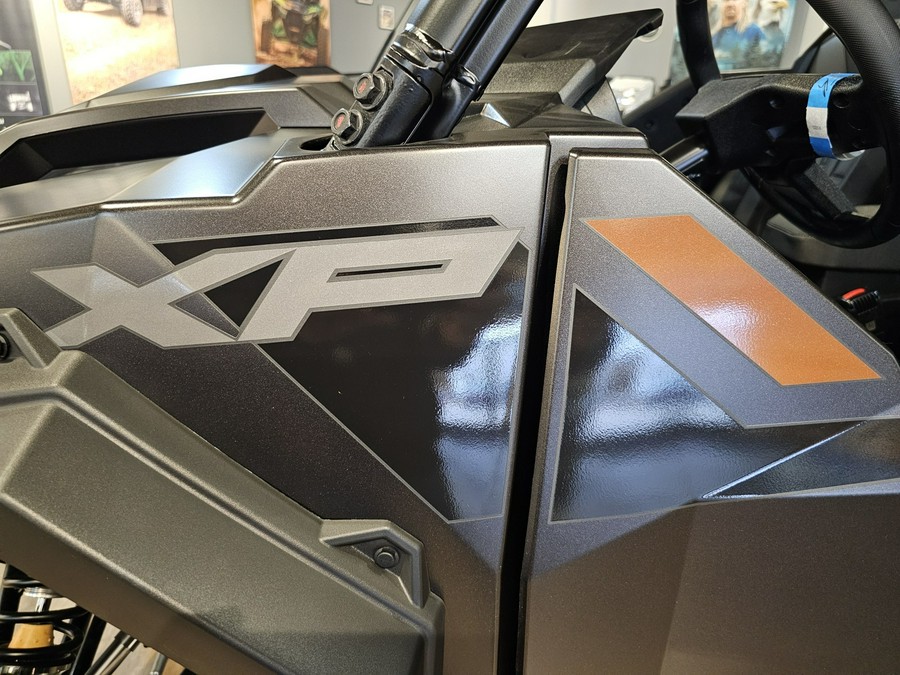 2026 POLARIS GENERAL XP 4 1000 Ultimate Super Graphite - 110041