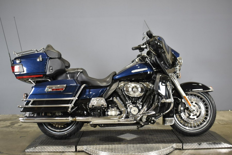 2012 Harley-Davidson Electra Glide Ultra Limited Big Blue Pearl