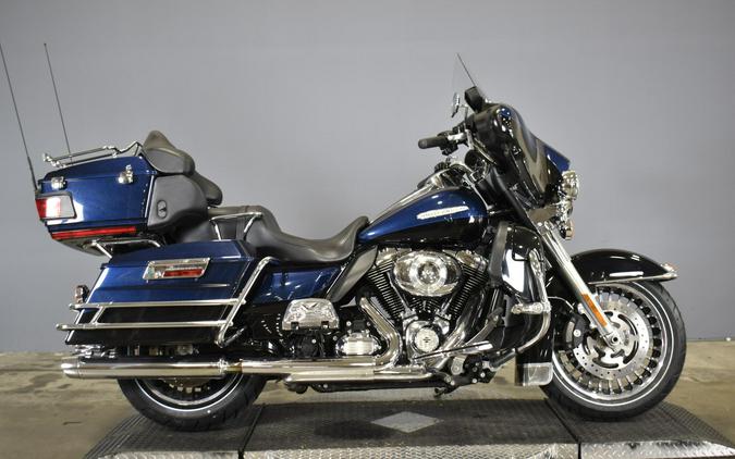 2012 Harley-Davidson Electra Glide Ultra Limited Big Blue Pearl