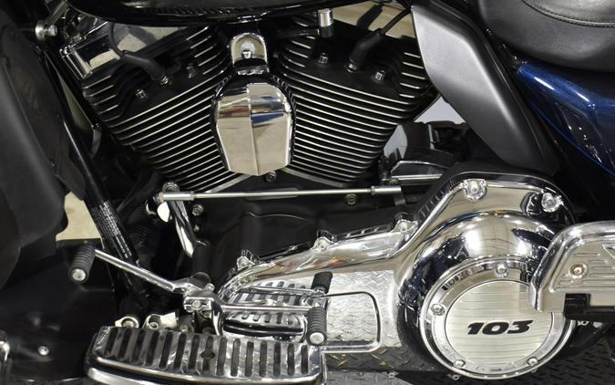 2012 Harley-Davidson Electra Glide Ultra Limited Big Blue Pearl