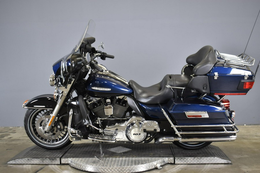 2012 Harley-Davidson Electra Glide Ultra Limited Big Blue Pearl