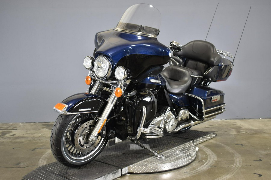 2012 Harley-Davidson Electra Glide Ultra Limited Big Blue Pearl