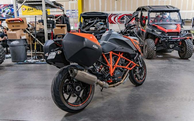 2017 KTM 1290 Super Duke GT