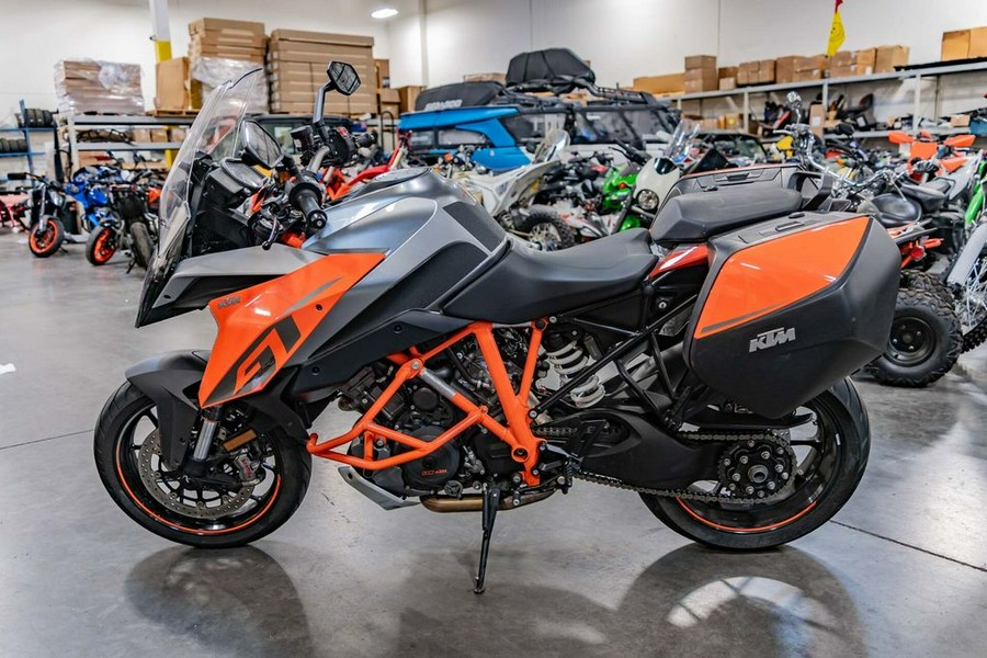 2017 KTM 1290 Super Duke GT