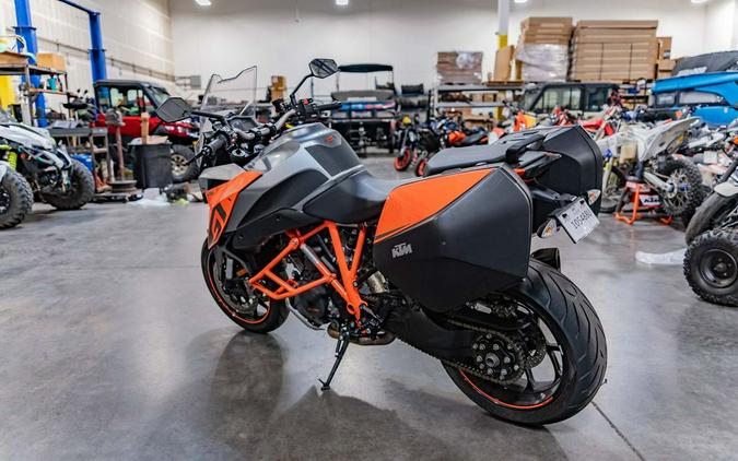 2017 KTM 1290 Super Duke GT