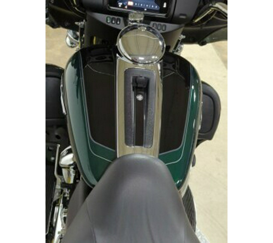 2024 Harley-Davidson Tri Glide Ultra Alpine Green / Vivid Black