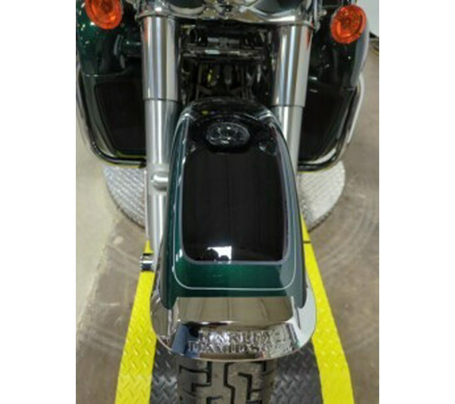 2024 Harley-Davidson Tri Glide Ultra Alpine Green / Vivid Black