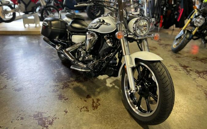 2015 Yamaha V Star® 950 Tourer