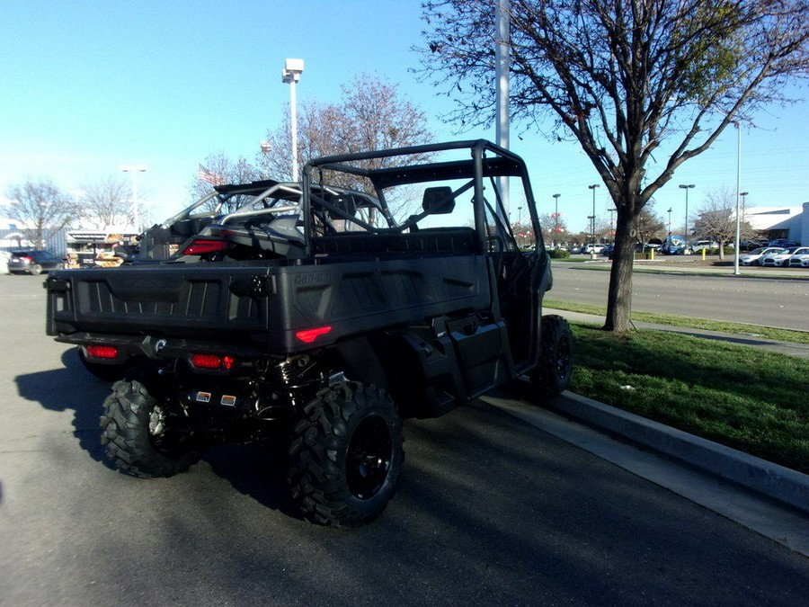 2024 Can-Am® Defender PRO DPS HD10