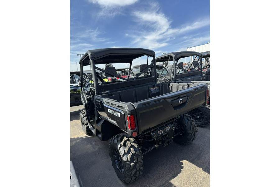 2025 Can-Am SSV DEF XT 64 HD10 BK 25 XT HD10