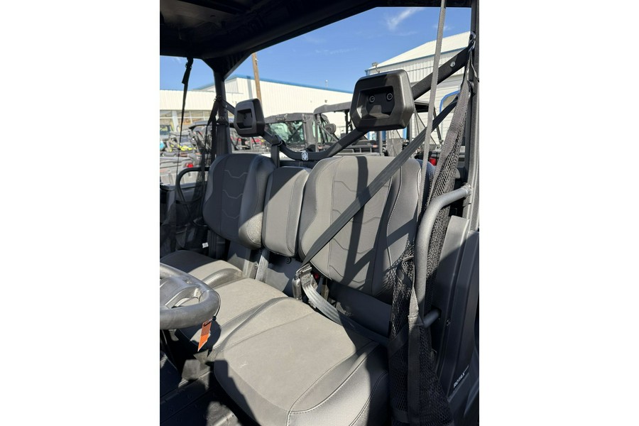 2025 Can-Am SSV DEF XT 64 HD10 BK 25 XT HD10