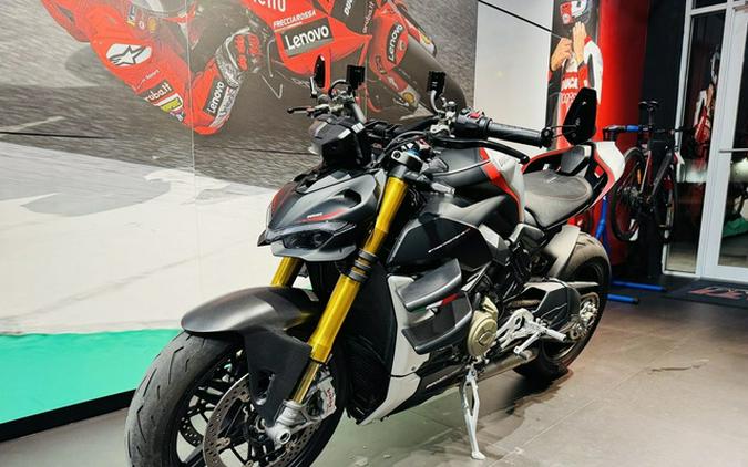 2022 Ducati Streetfighter V4 SP Winter Test