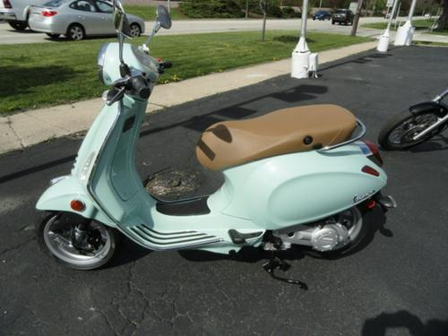 2023 Vespa Primavera 50