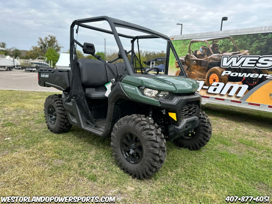 2024 Can-Am® Defender DPS HD7 Tundra Green