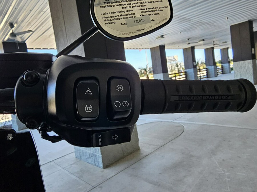 2025 Harley-Davidson Heritage Classic