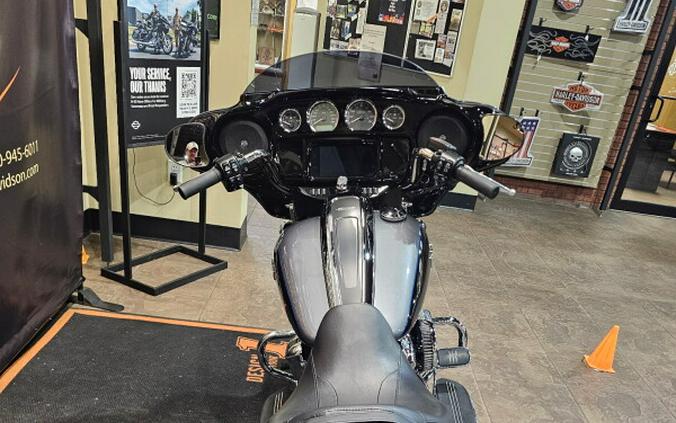 2021 Harley-Davidson® Street Glide® Special GAUNT GRY MET/VIV BK W/12 D