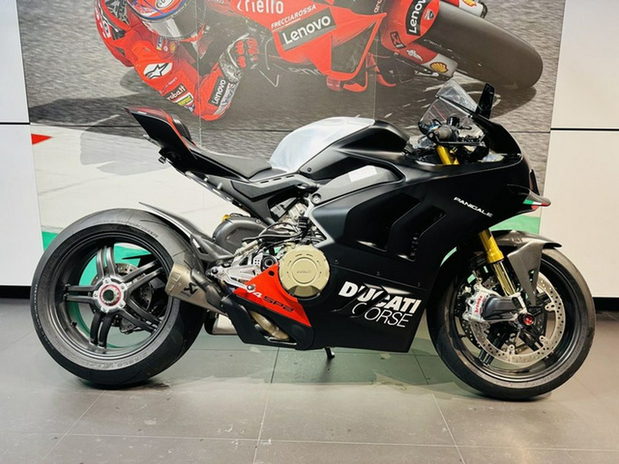 2023 Ducati Panigale V4 SP Winter Test Livery