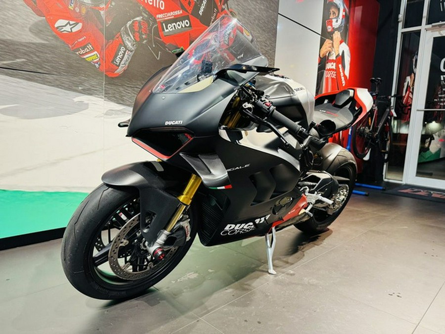 2023 Ducati Panigale V4 SP Winter Test Livery