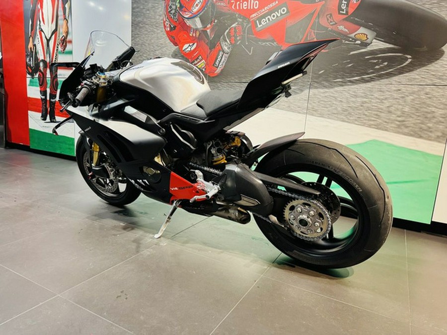 2023 Ducati Panigale V4 SP Winter Test Livery