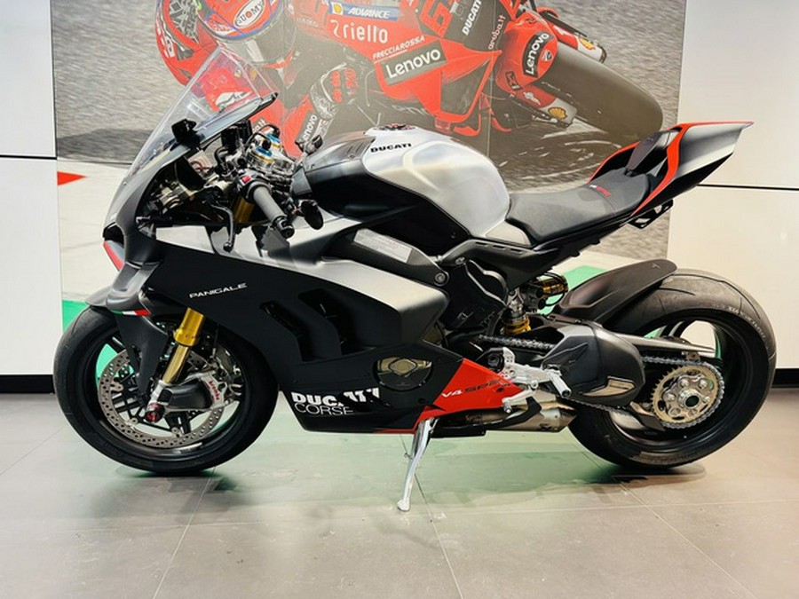 2023 Ducati Panigale V4 SP Winter Test Livery