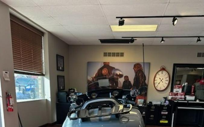 2025 Indian Motorcycle® Roadmaster® PowerPlus Dark Horse® 112 Storm Gray