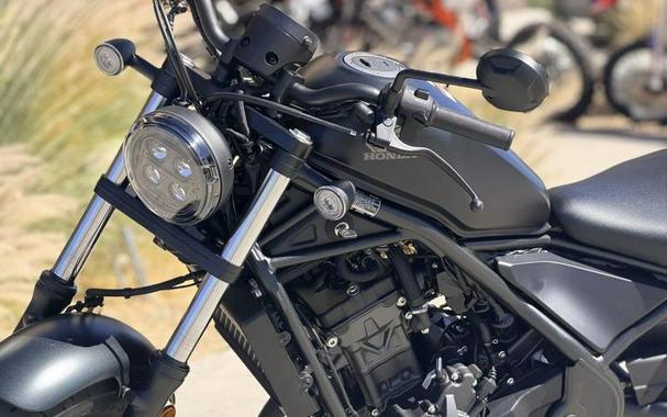 2026 Honda® Rebel 300 E-Clutch