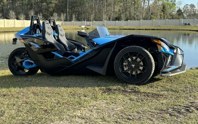 2020 Slingshot R Review (12 Fast Facts on 3 Wheels)