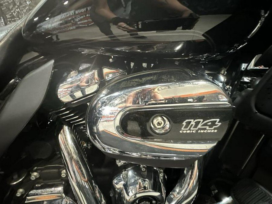 2019 Harley-Davidson® FLTRU - Road Glide® Ultra