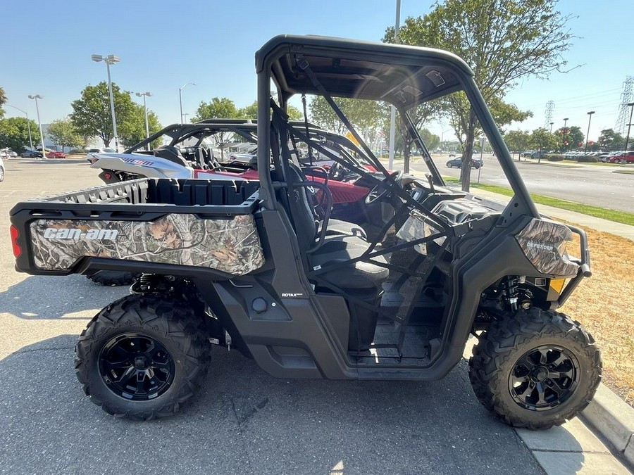 2024 Can-Am® Defender XT HD7 Wildland Camo