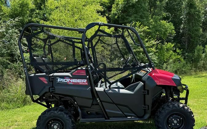 2024 Honda® Pioneer 700-4