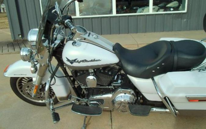 2009 Harley-Davidson® FLHR - Road King®