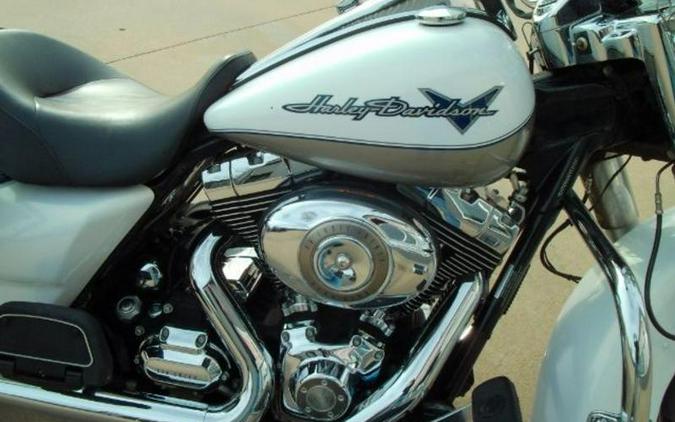 2009 Harley-Davidson® FLHR - Road King®