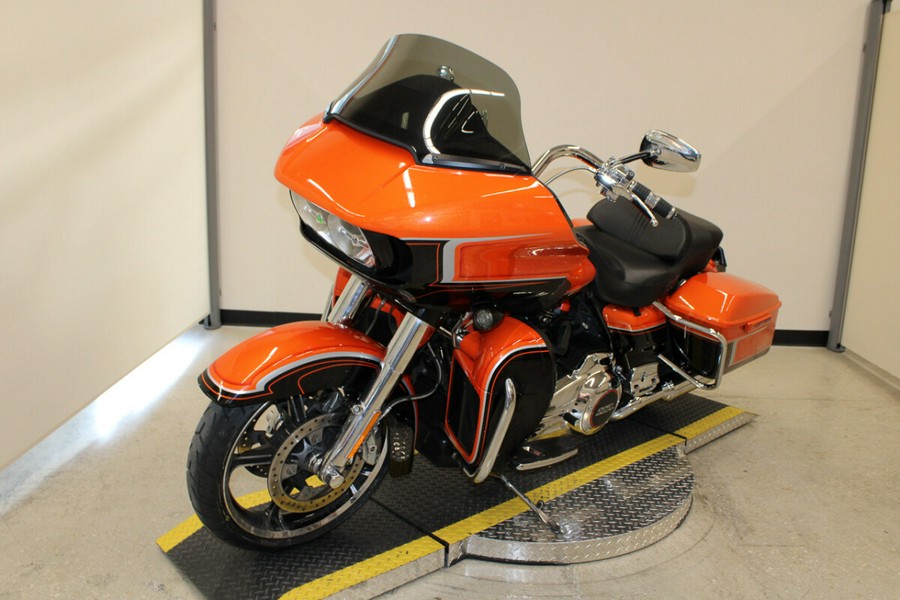 Used 2022 Harley-Davidson CVO Road Glide Limited FLTRKSE Motorcycle For Sale In Miami, Florida