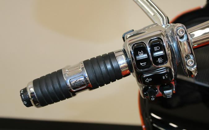 Used 2022 Harley-Davidson CVO Road Glide Limited FLTRKSE Motorcycle For Sale In Miami, Florida