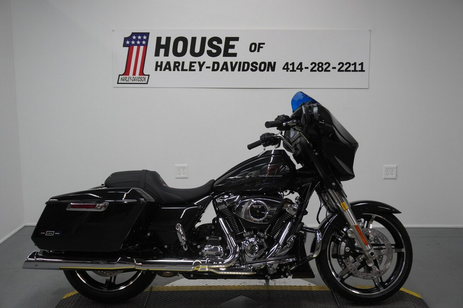 2026 Harley-Davidson® Street Glide® Midnight Ember Chrome Trim