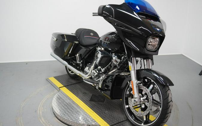 2026 Harley-Davidson® Street Glide® Midnight Ember Chrome Trim