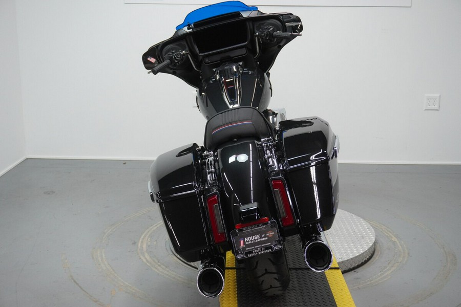 2026 Harley-Davidson® Street Glide® Midnight Ember Chrome Trim