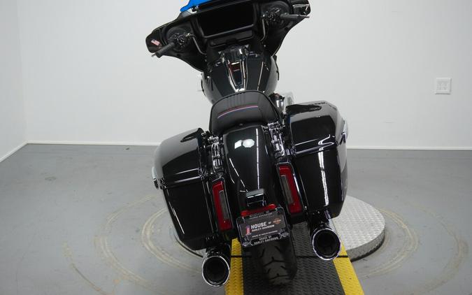 2026 Harley-Davidson® Street Glide® Midnight Ember Chrome Trim