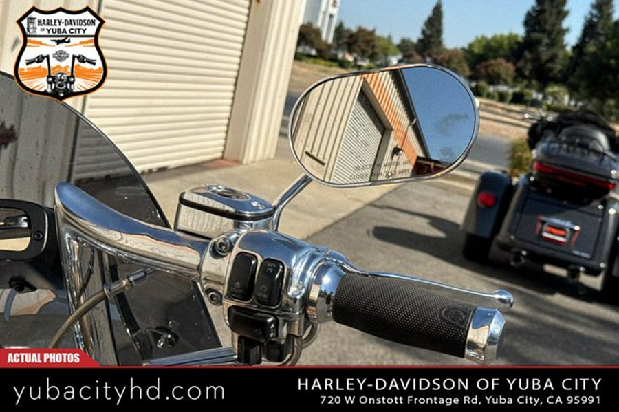 2003 Harley-Davidson Road King Screamin' Eagle FLHRSEI2