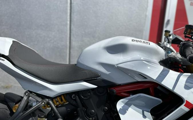 2024 Ducati Supersport 950 S White Stripe