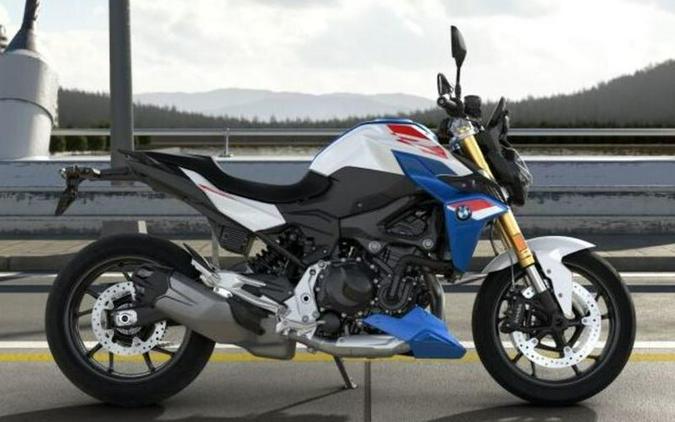 2024 BMW F 900 R Sport