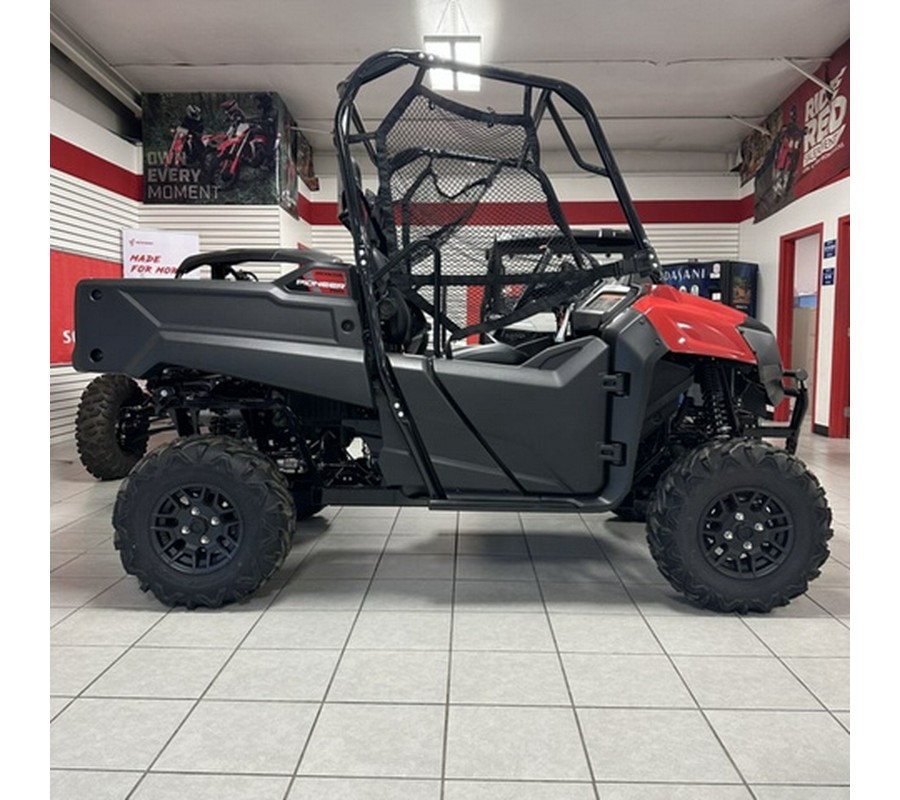 2025 Honda Pioneer 700 Deluxe