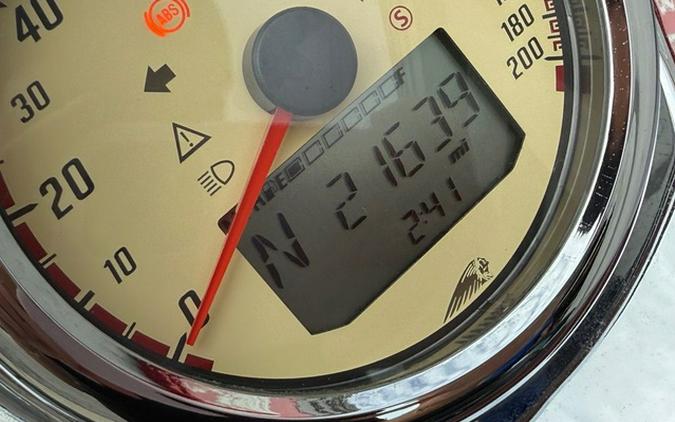 2018 Indian Springfield ABS Metallic Jade Over Thunder Black