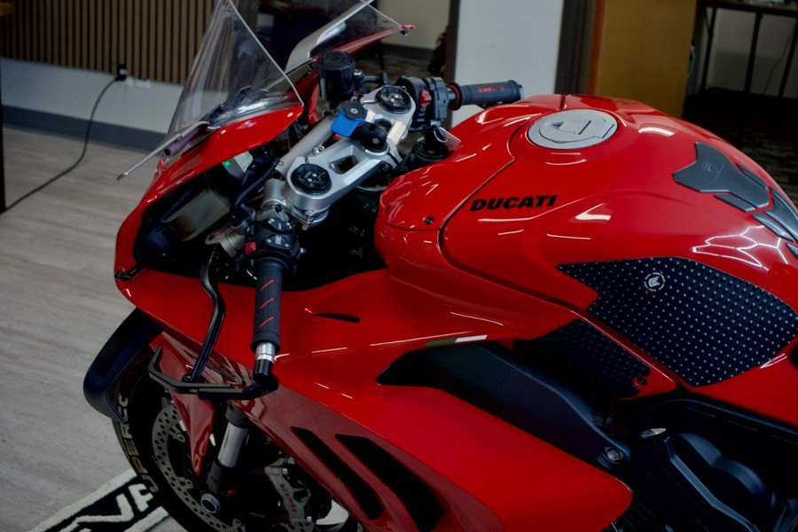 2022 Ducati Panigale V4
