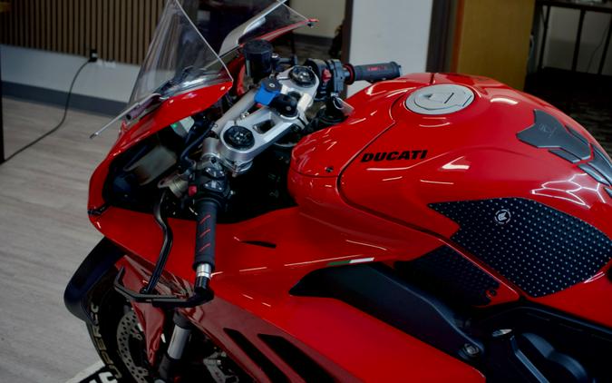 2022 Ducati Panigale V4