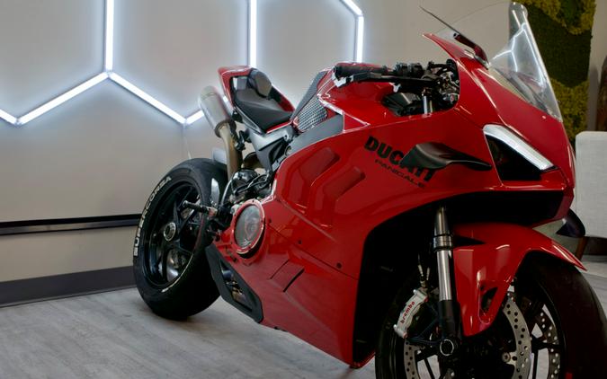 2022 Ducati Panigale V4