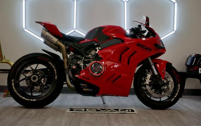 2022 Ducati Panigale V4