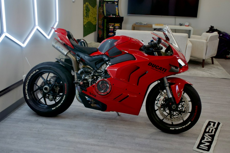 2022 Ducati Panigale V4
