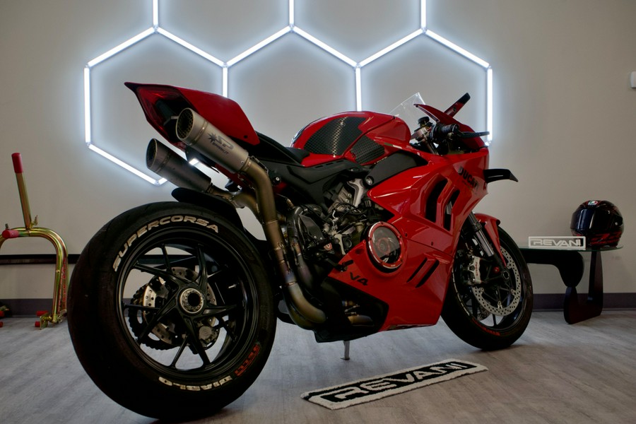 2022 Ducati Panigale V4