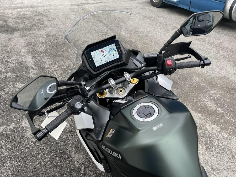 2024 Suzuki GSX-S1000GX Plus